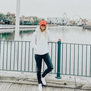 Meet your Posher, Jordyn